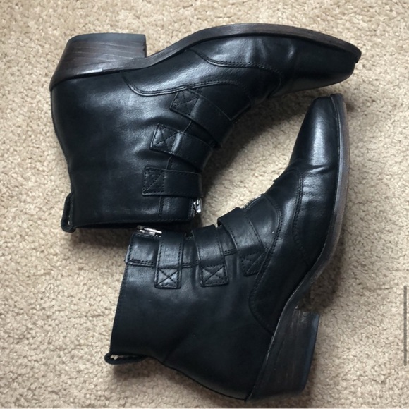 John Fluevog Jack Idol buckle women’s leather boots sz 7 gently used - Picture 14 of 14